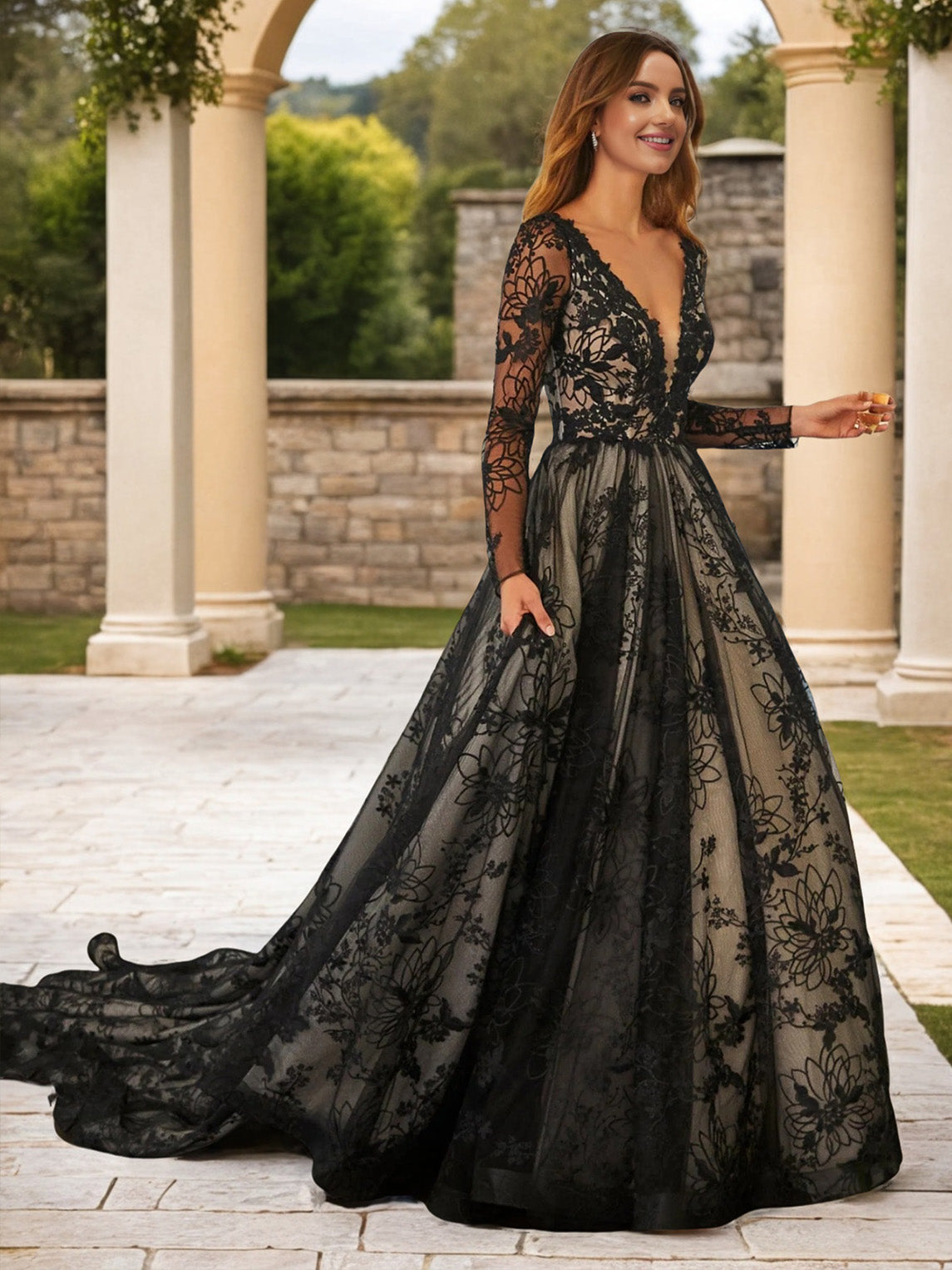 Spitze A-Linie V-Ausschnitt Brautkleid mit abnehmbaren Ärmeln und geschwungener Schleppe