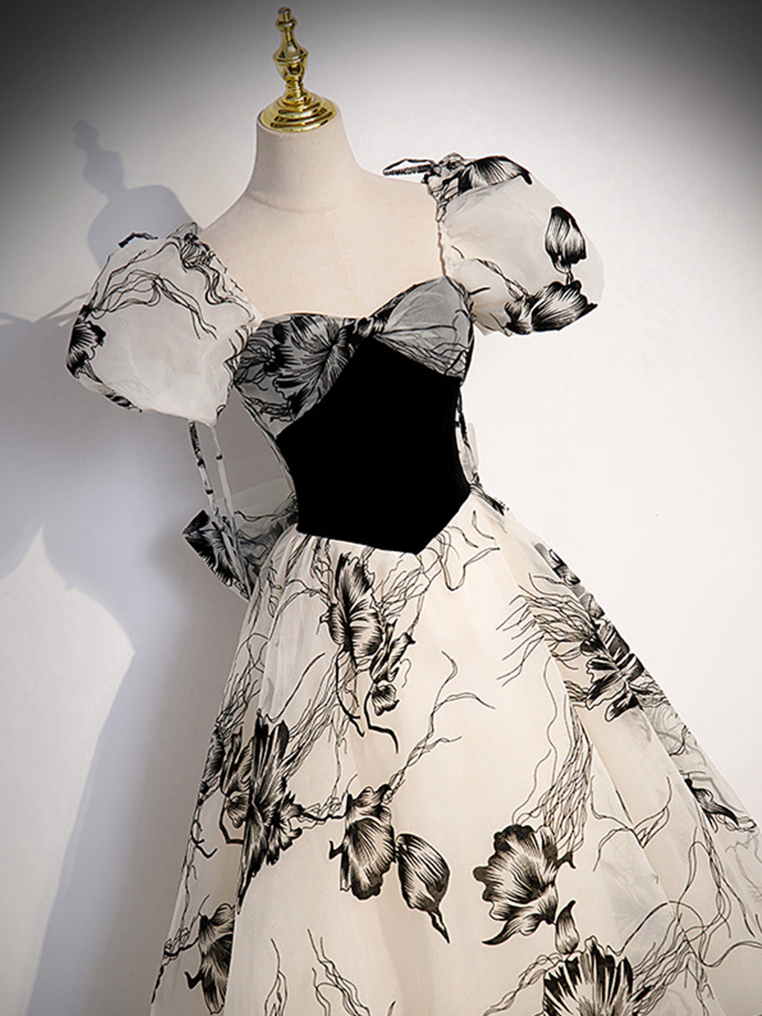 Retro Puffärmel Sweetheart Floral Organza Zweiteilige Hochzeit Gastkleider
