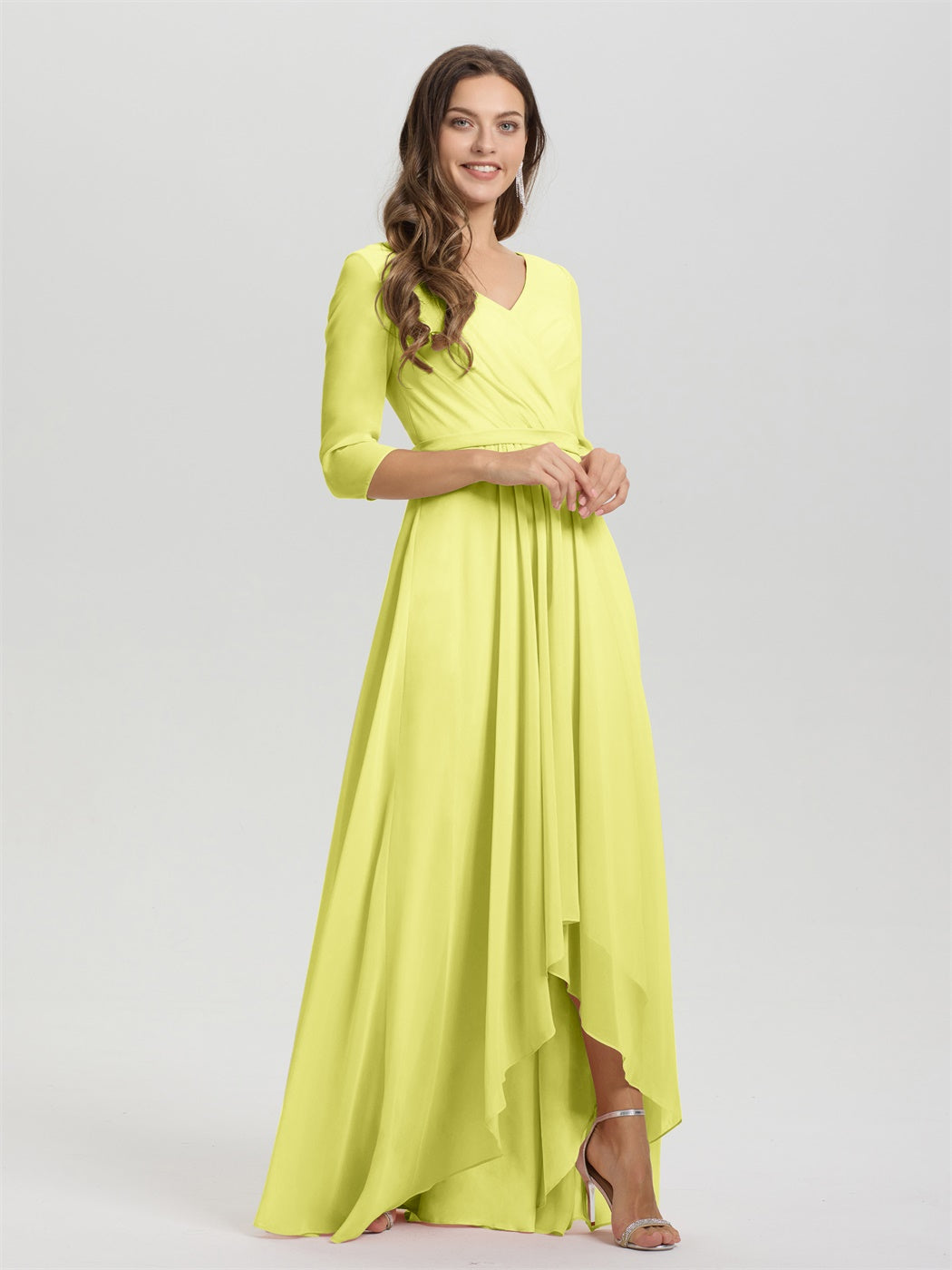 Fließende 3/4 Ärmel V-Ausschnitt Asymmetrisch Hoch Niedrig Chiffon Brautjungfernkleid