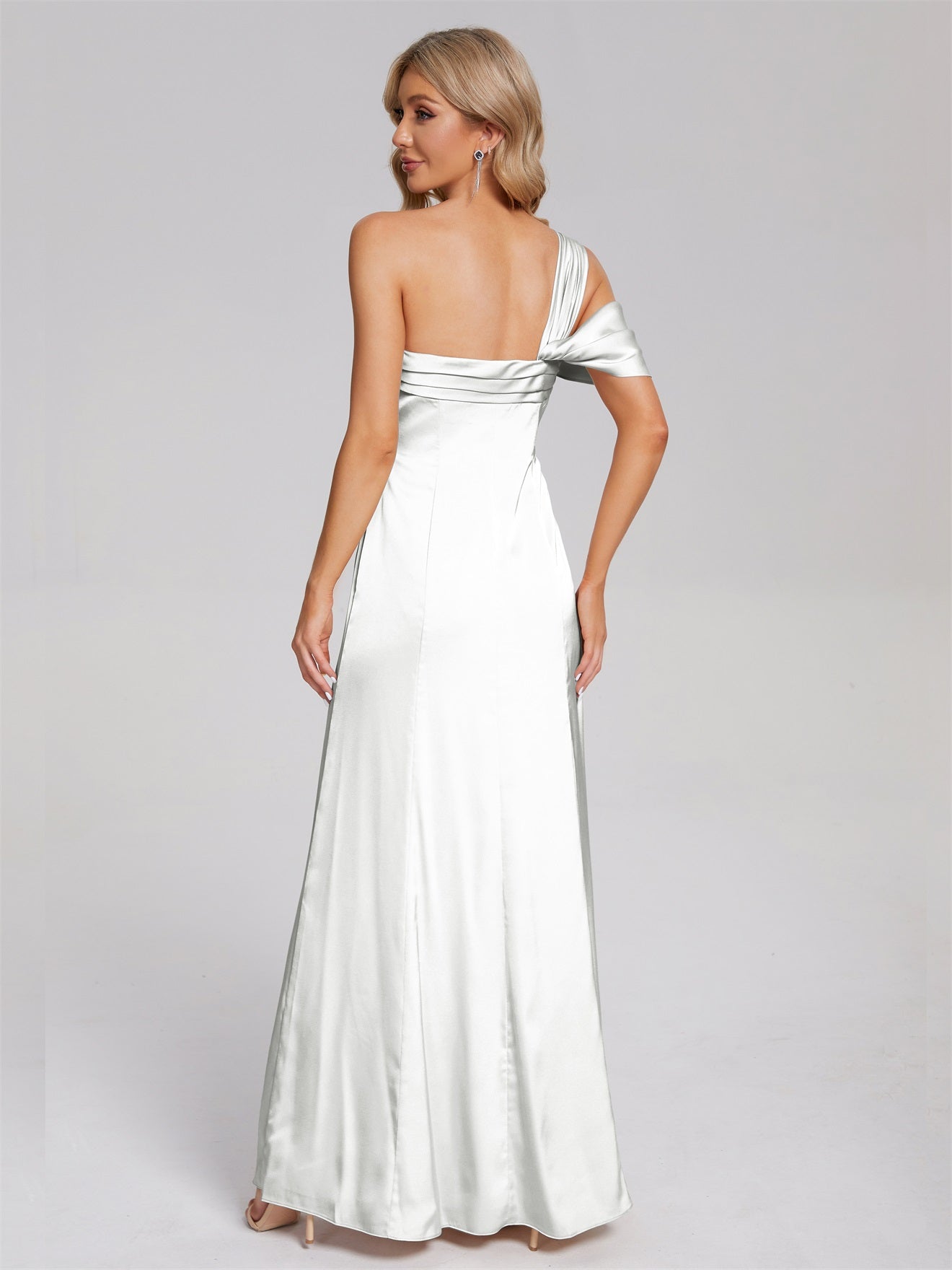 Raelyn One-Shoulder-Träger Geschlitzt Satin Weiches Satin Brautjungfernkleider