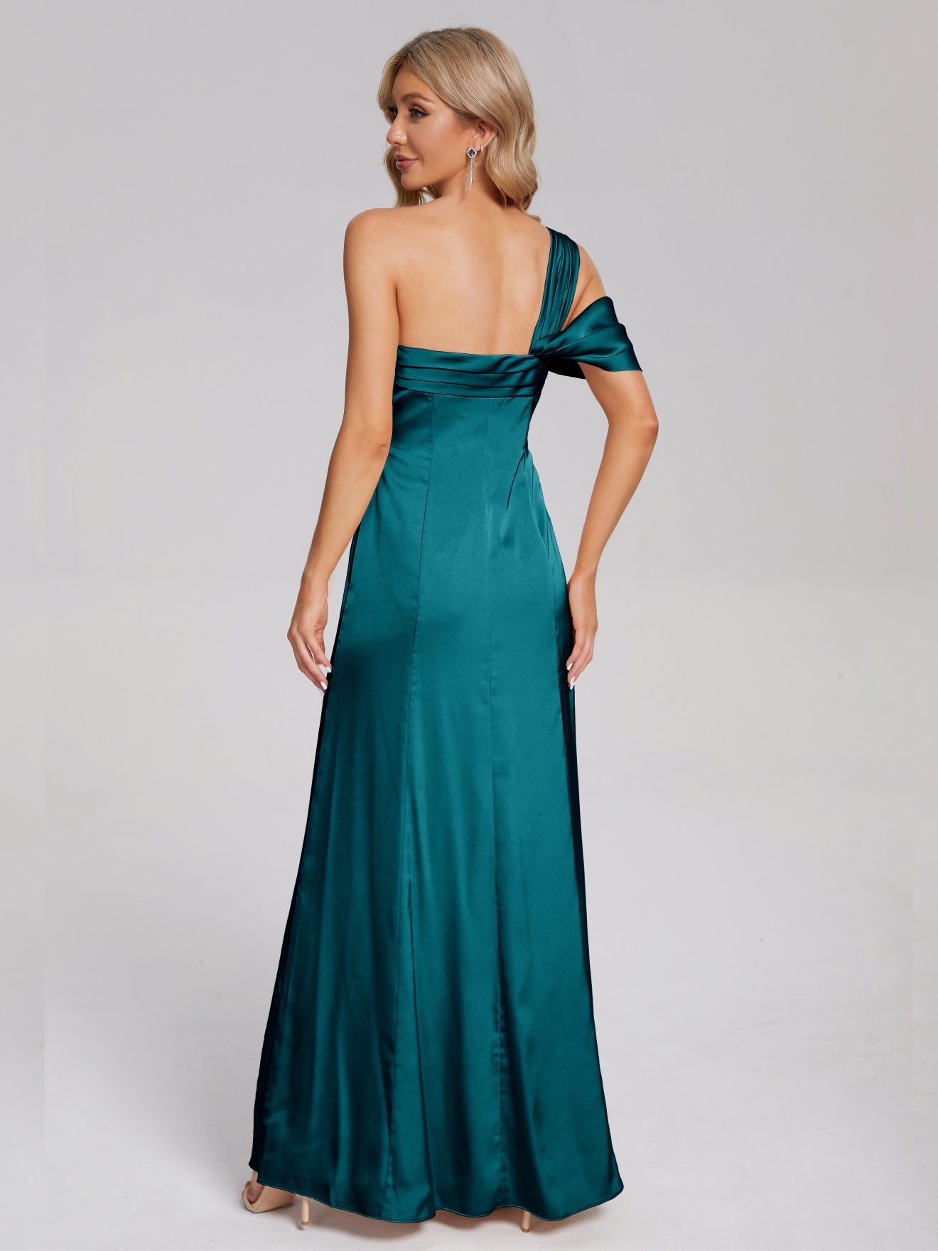 Raelyn One-Shoulder-Träger Geschlitzt Satin Weiches Satin Brautjungfernkleider