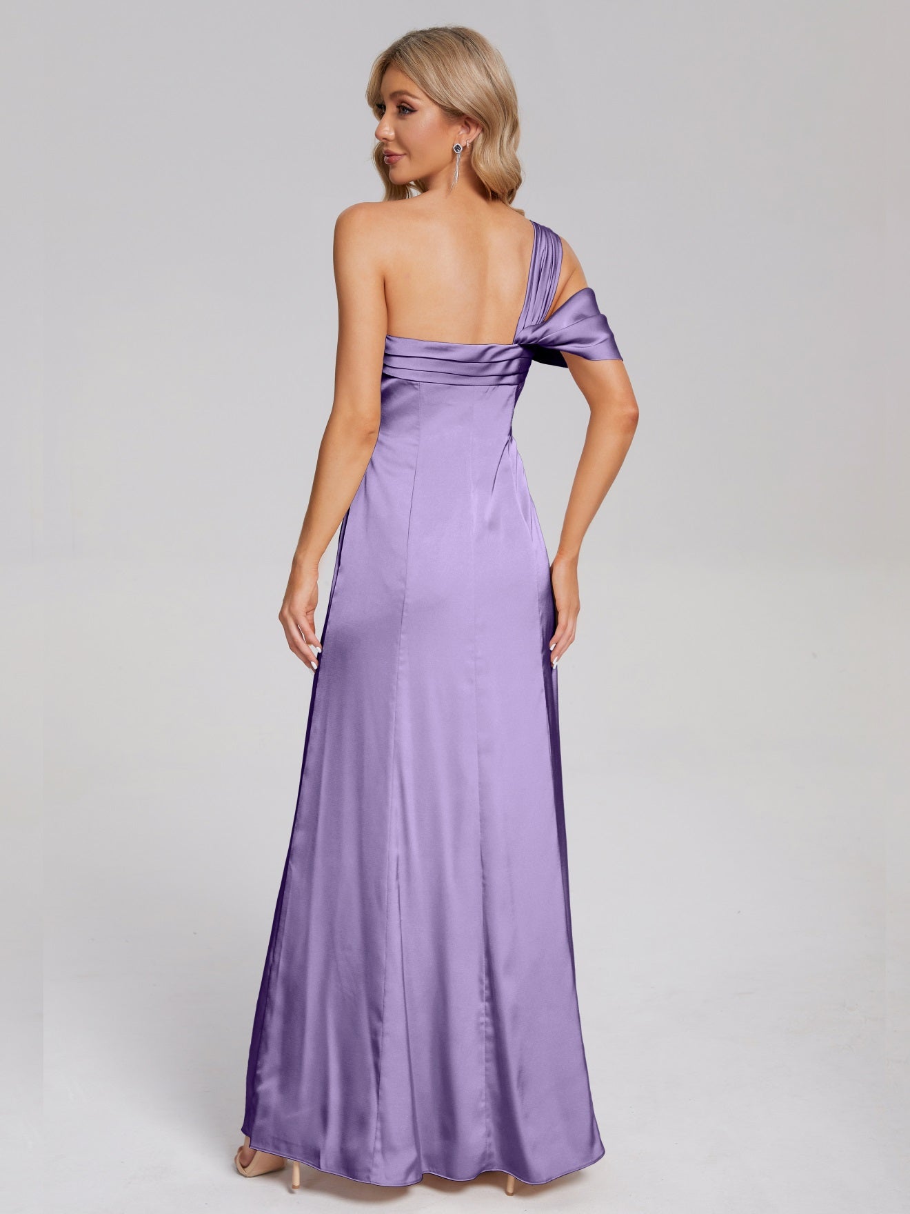 Raelyn One-Shoulder-Träger Geschlitzt Satin Weiches Satin Brautjungfernkleider