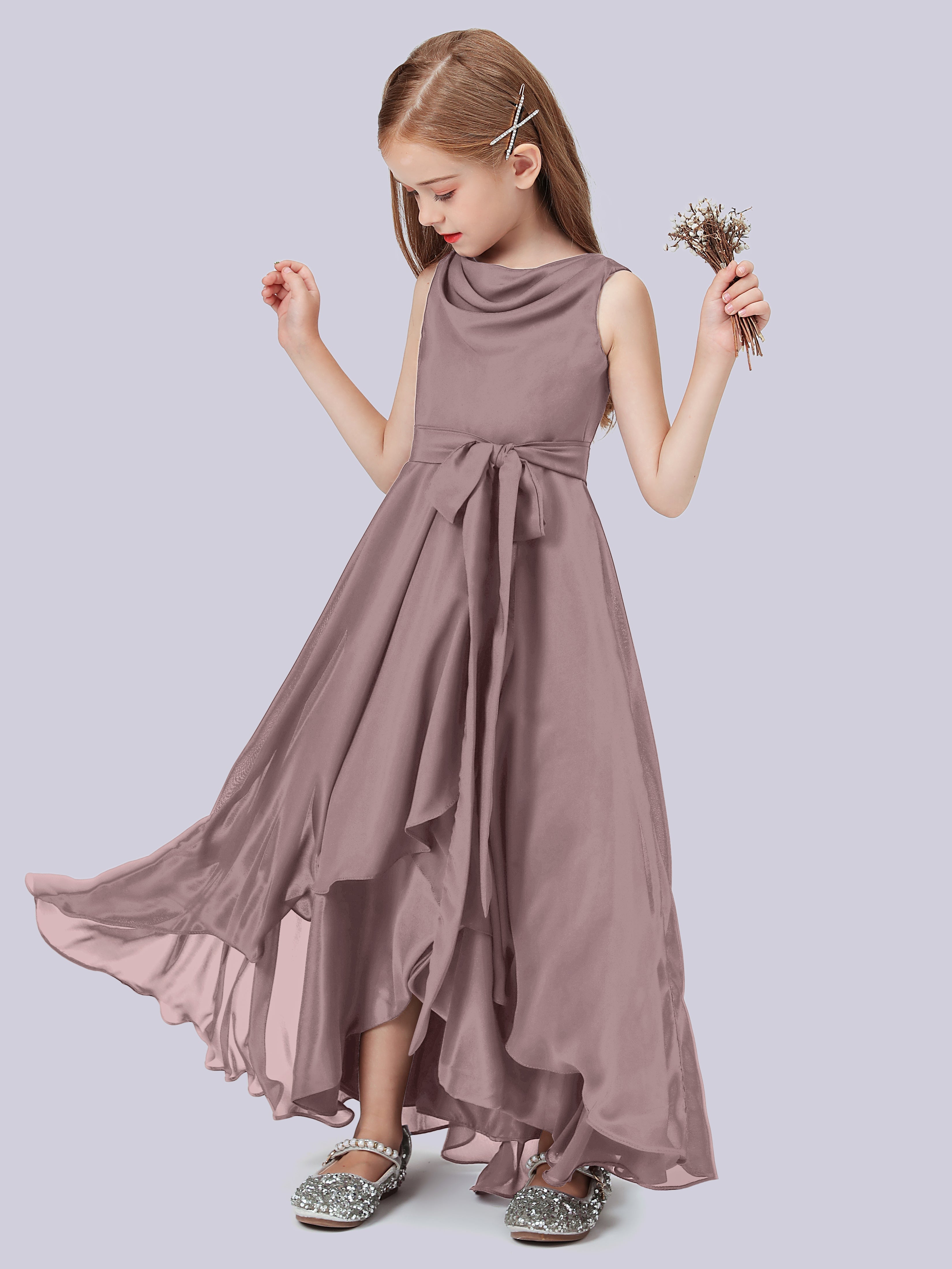 Wasserfall Ausschnitt Kleid für Junge Brautjungfern mit Cascade