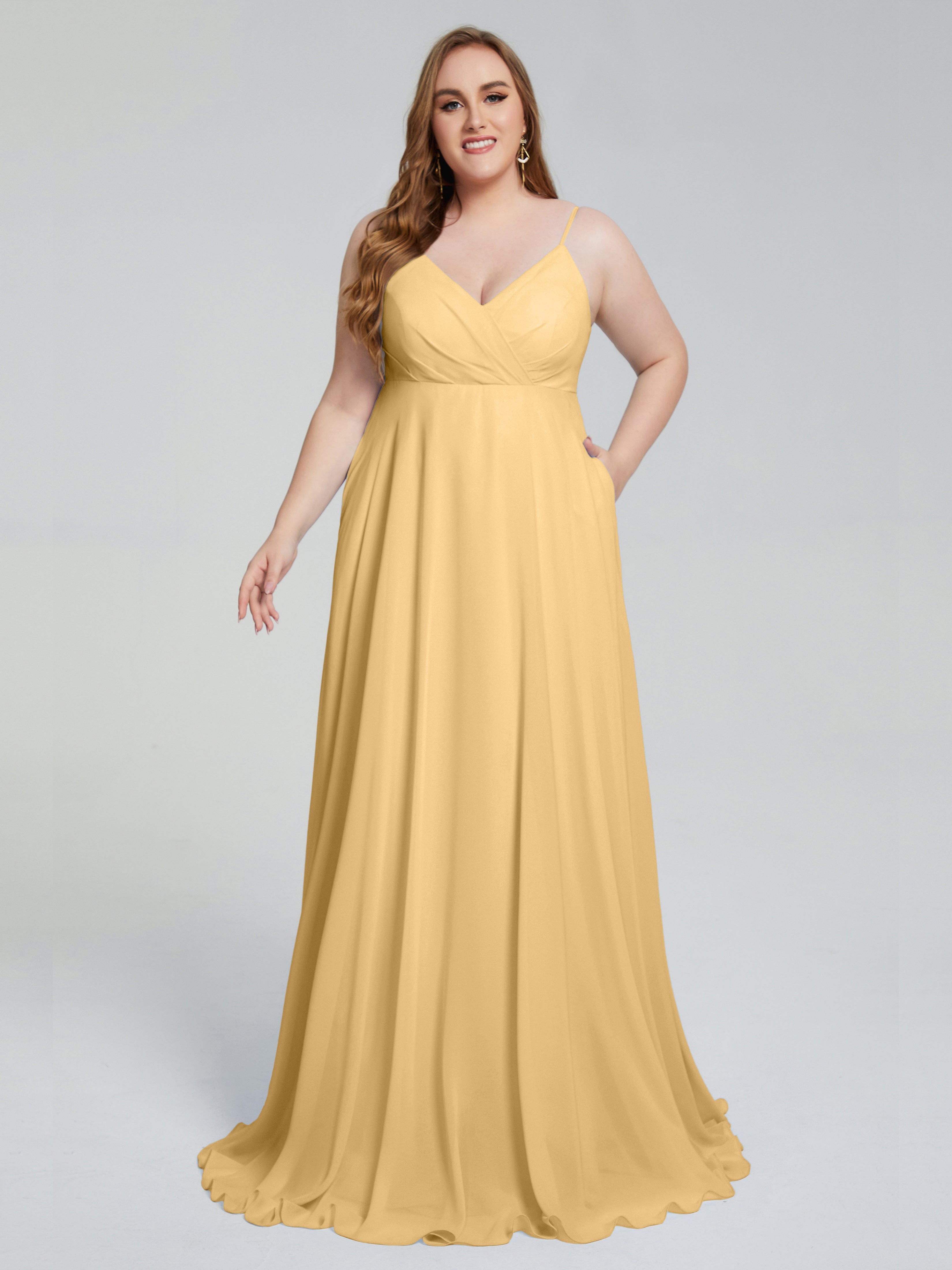 Mariah Elegante Sweep-Zug Brautjungfernkleider in Übergröße