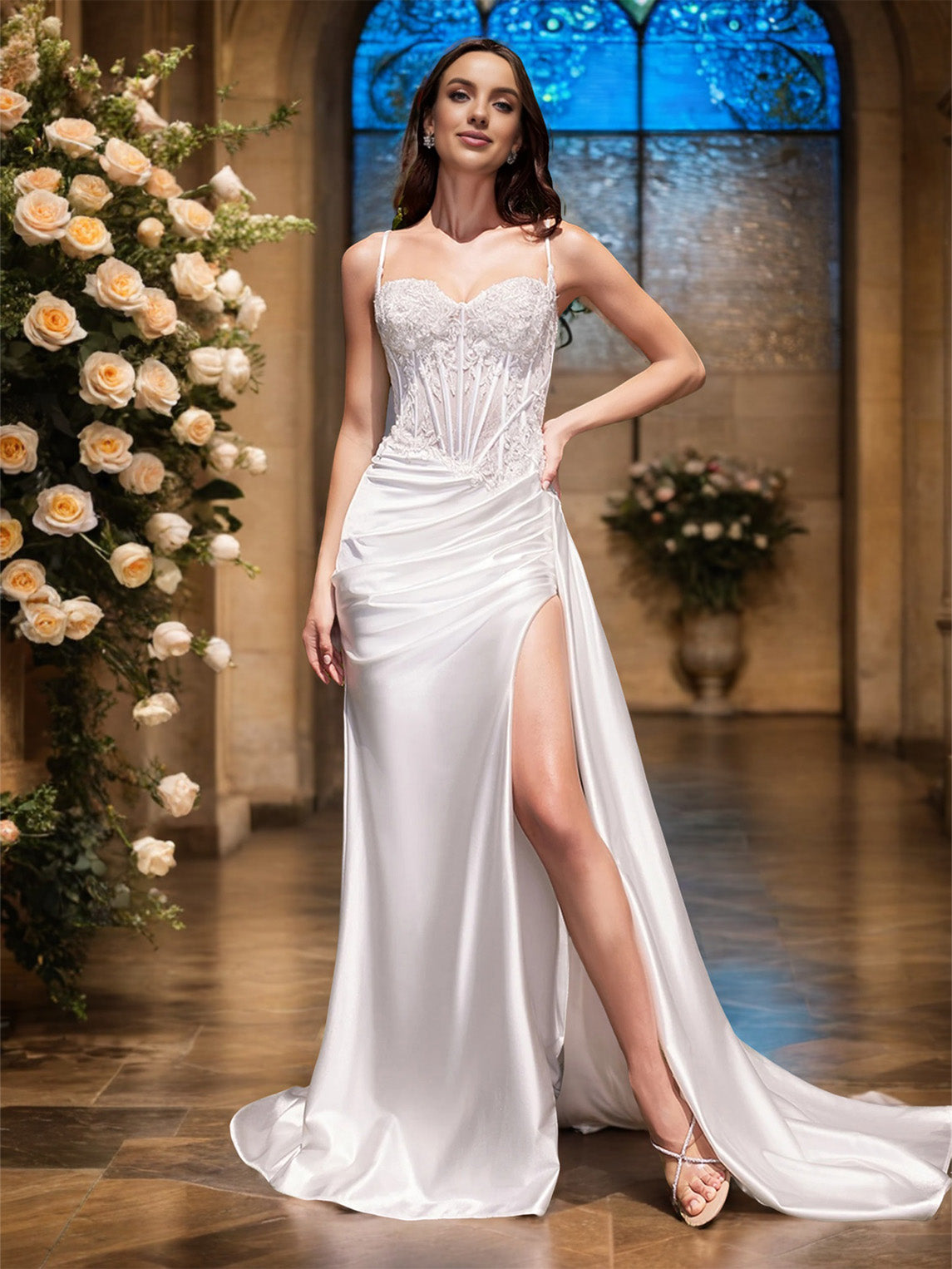 Spaghetti-Träger Stretch Satin Elfenbein Schlitz Brautkleid