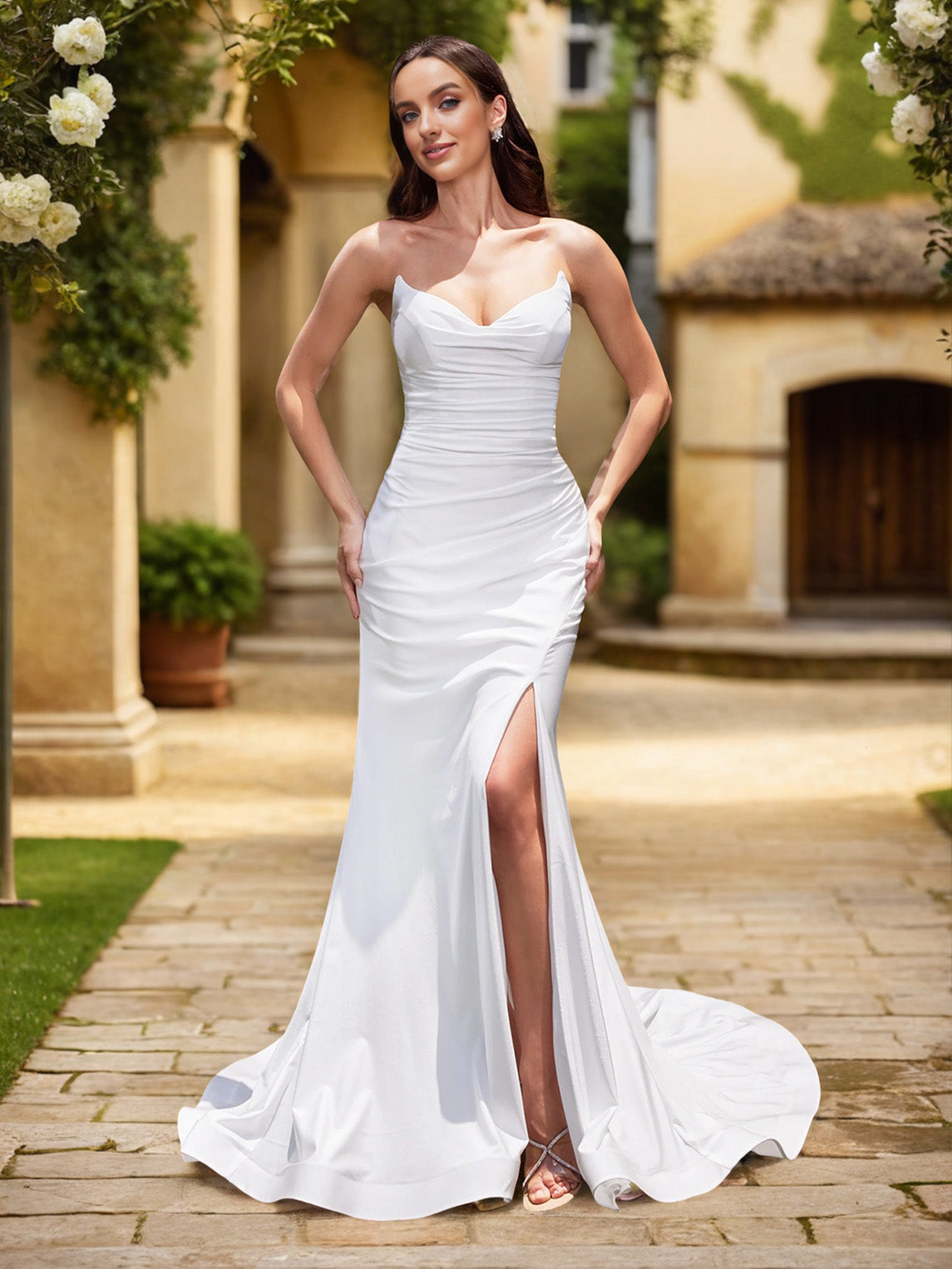 Trägerloses ärmelloses Meerjungfrau Stretch Satin Langes Hochzeitskleid