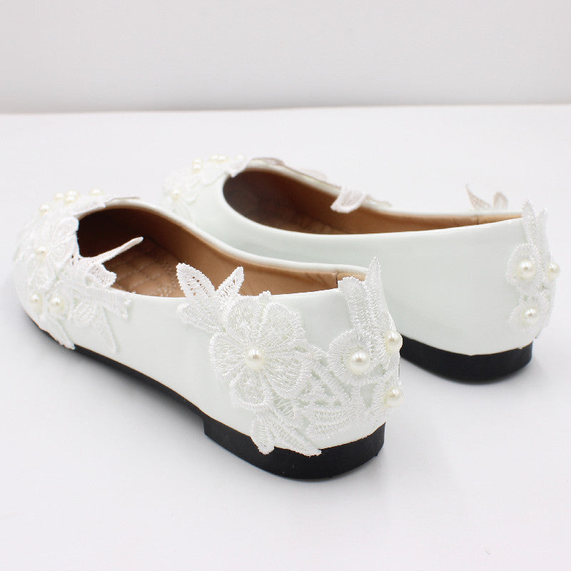 Elegante Perle verschönert Spitze Lotus Hochzeit Schuhe