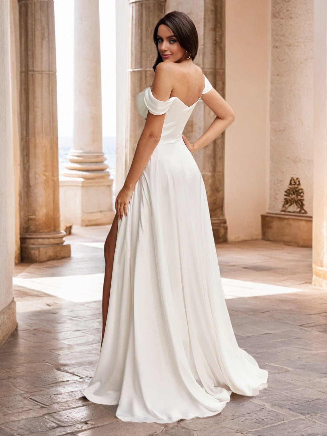 Minimalistische schulterfreie Chiffon Brautkleider