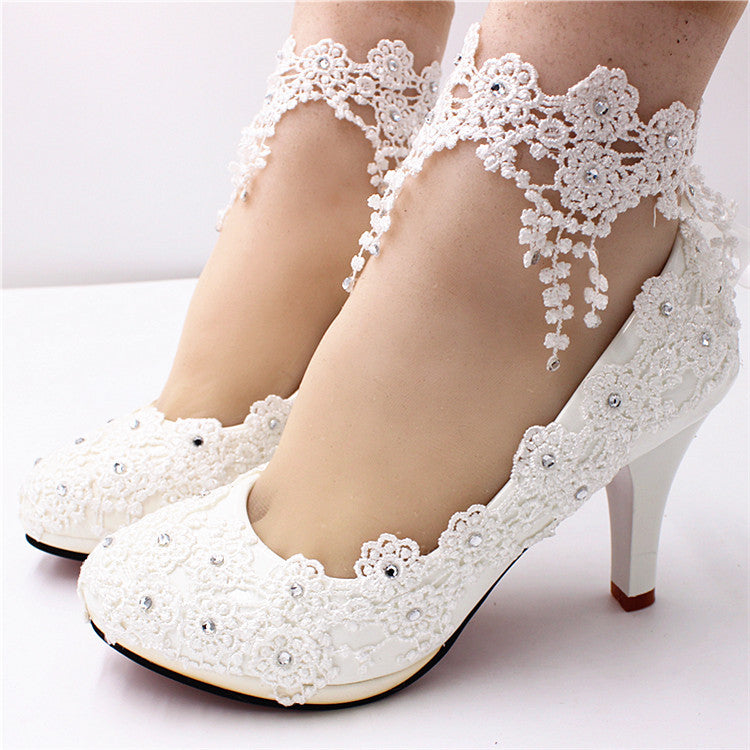 Elegante Spitze Wrap Diamante verschönert Hochzeit Schuhe