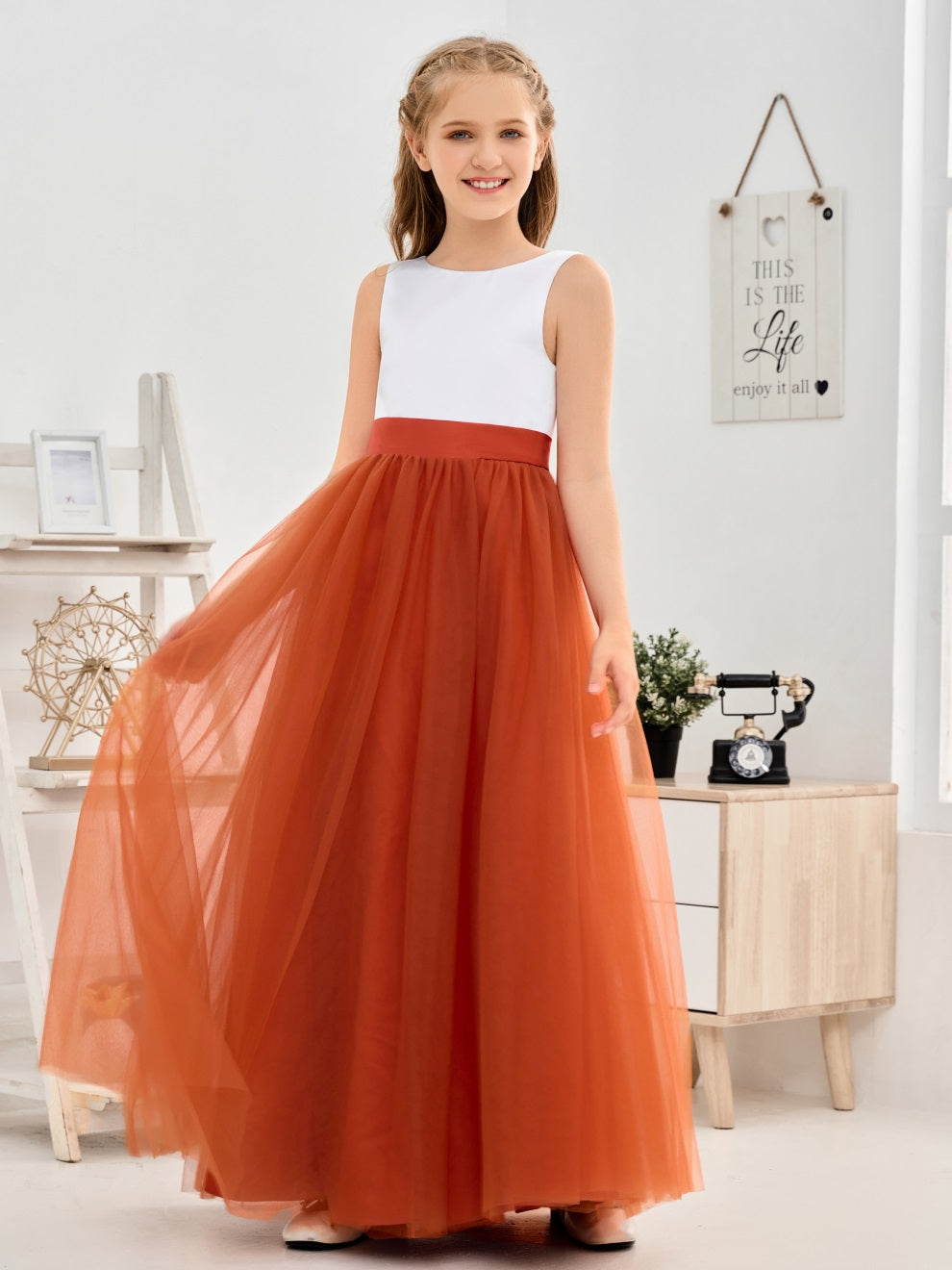 Ärmelloses V Rücken Tüll Blumenmädchen Kleid