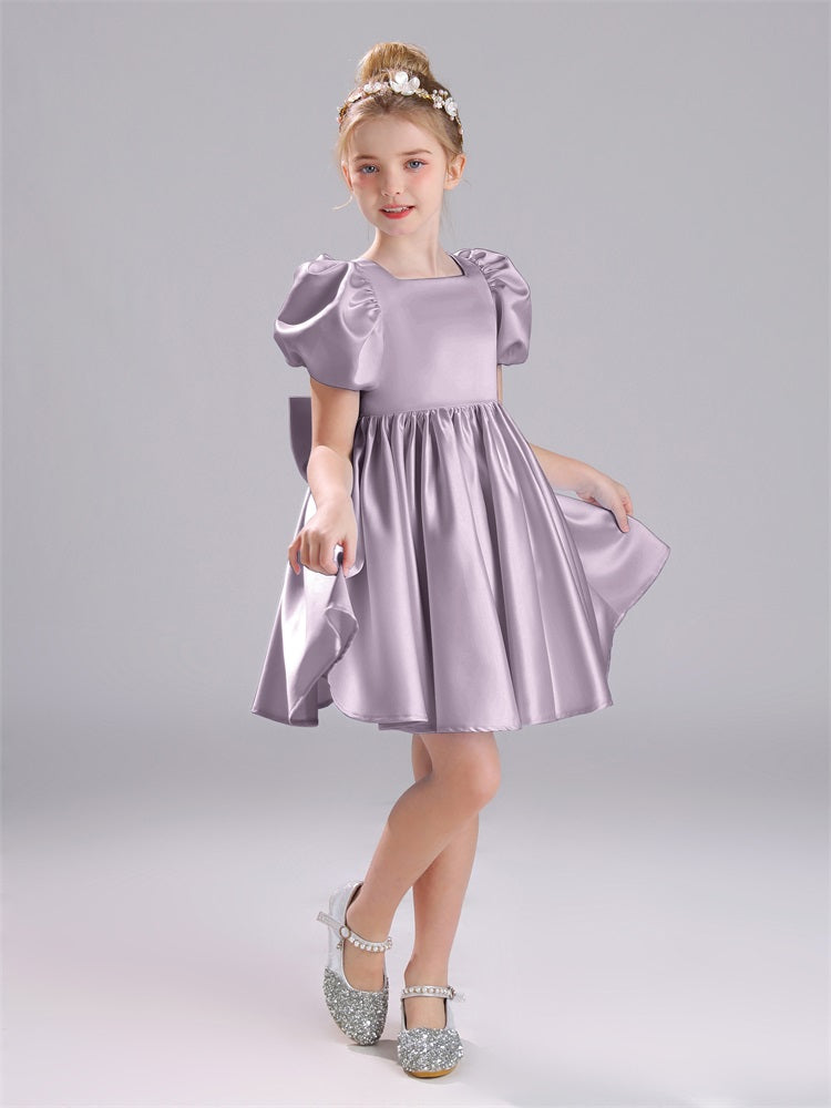 Viereckiger Ausschnitt Satin Ärmel Kurz Kleid für Mädchen