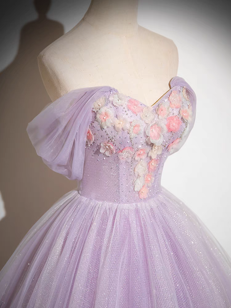 Glitzerndes Tüll-Abschlussballkleid schulterfrei mit Blumenapplikationen Quinceanera Kleid